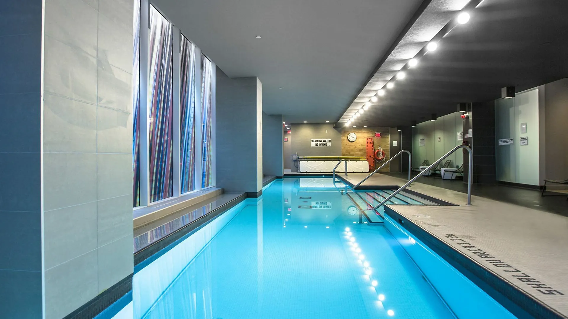 Luxury Home By Rogers Centre Toronto